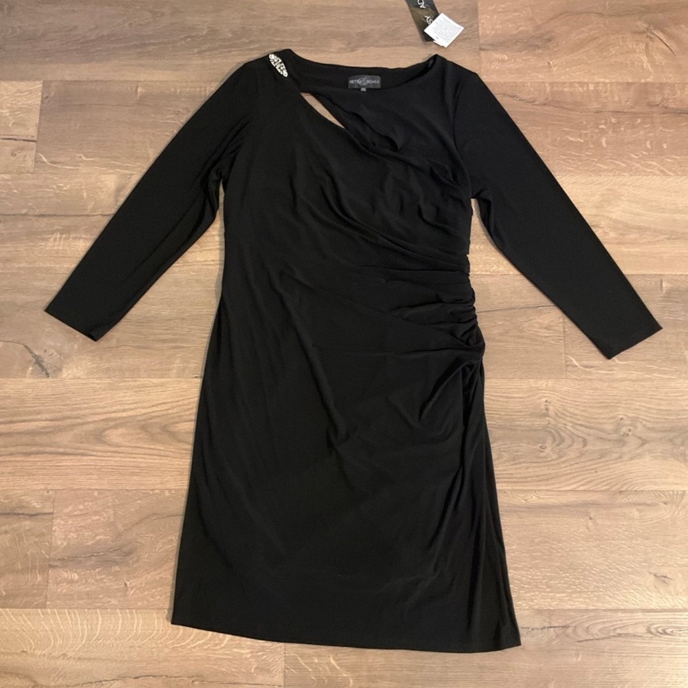 Betsy & Adam black long sleeved midi dress, 14W, NWT!